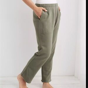 Aerie Green Slouchy Fleece Pants